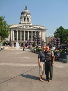 Mary and Ron Spon visiting Mansfield, October 2003, photo 6